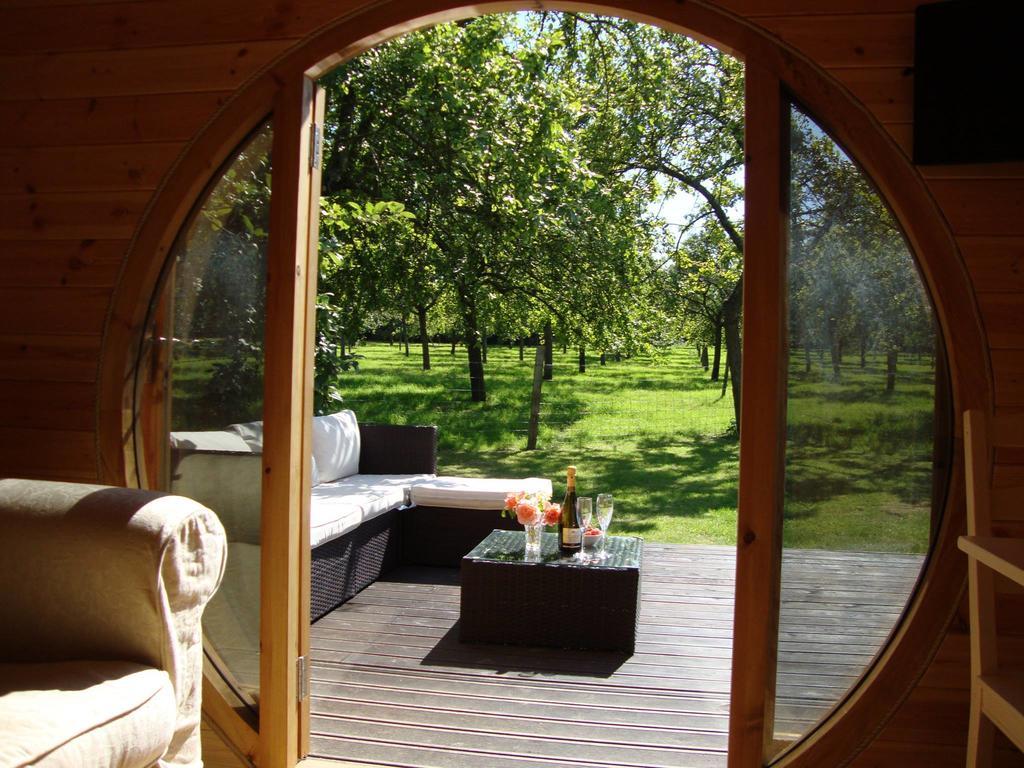 Orchard Farm Luxury Glamping And Campsite グラストンベリー エクステリア 写真